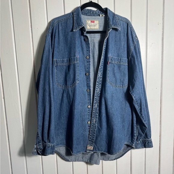 Levi's Light Blue Red Tab Denim Shirt - Picture 1 of 3